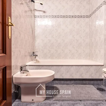 Myhousespain - Parque Del Gas Junto A La Playa * Gijón